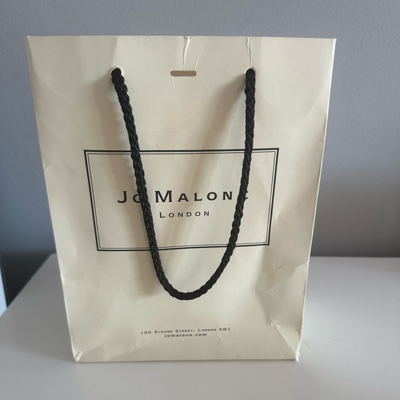 Jo Malone gift bag - Picture 3 of 5